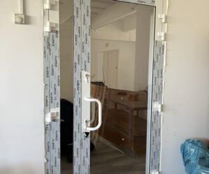 DRZWI DO SKLEPU ALUPROF