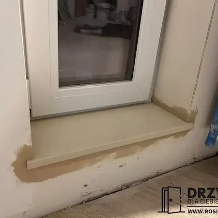 wysoka wytrzymałość, parapet z blachy