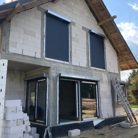 estetyczny wygląd rolet, odporne i trwałe rolety, żaluzje drewniane